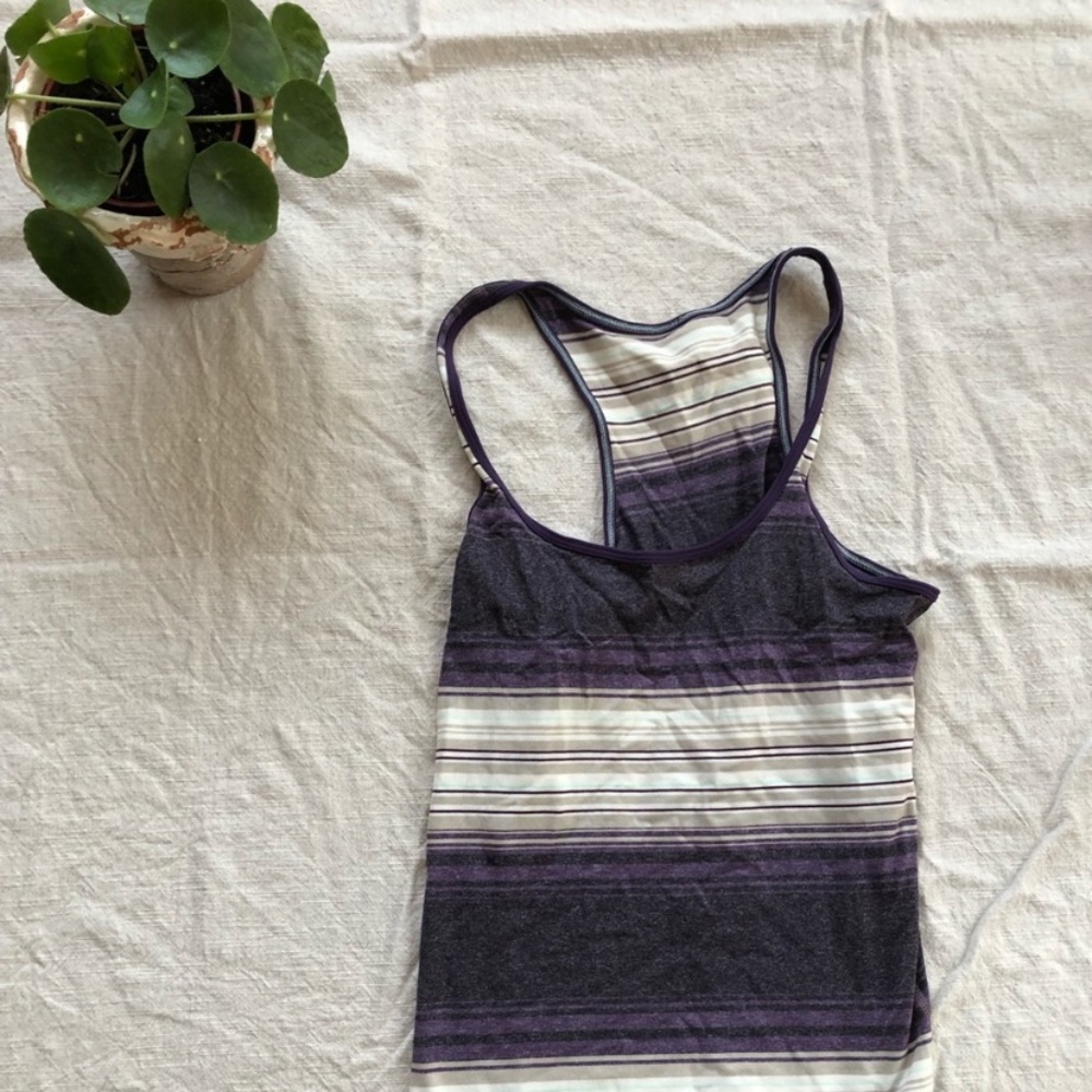 Lululemon tank top
